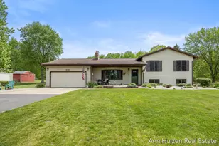 6240 Sunfish Lake Ave NE, Rockford, MI 49341 - Photo 6