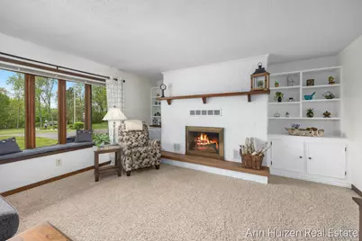 6240 Sunfish Lake Avenue NE, Rockford, MI 49341 - Photo 8