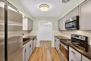 2620 Kraft Ave SE, Grand Rapids, MI 49546 - Photo 14