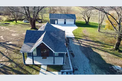 1982 S Benton Center Road, Benton Harbor, MI 49022 - Photo 6