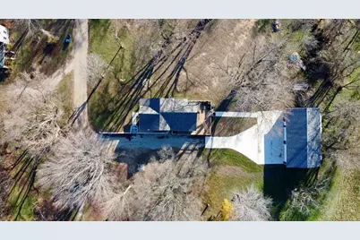 1982 S Benton Center Road, Benton Harbor, MI 49022 - Photo 36