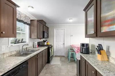 360 E Tuttle Road #121, Ionia, MI 48846 - Photo 12