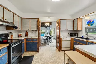 29561 E Red Arrow Hwy, Paw Paw, MI 49079 - Photo 16