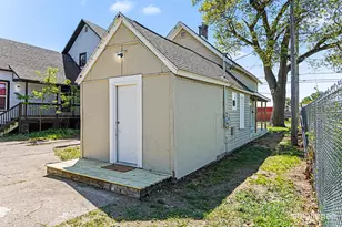 1316 Sanford St, Muskegon, MI 49441 - Photo 28