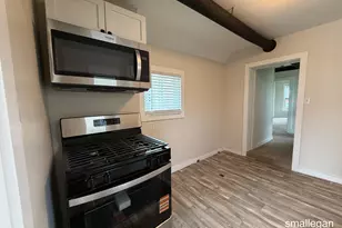1316 Sanford St, Muskegon, MI 49441 - Photo 2
