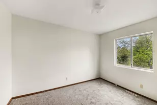 3880 Whispering Oaks Dr, Traverse City, MI 49696 - Photo 16