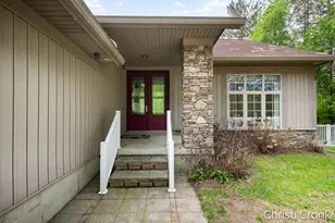 15105 Eagle Ridge Rd, Eagle, MI 48822 - Photo 2