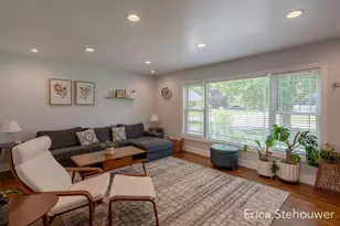 146 Sunnyview Dr SW, Grandville, MI 49418 - Photo 6