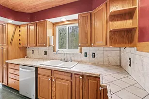 6350 Byron Rd, Howell, MI 48855 - Photo 18