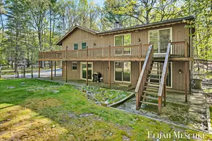 1160 Scenic Dr, Muskegon, MI 49445 - Photo 2