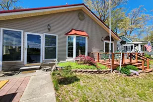 781 N Blue Gill Lake, Harrison, MI 48625 - Photo 4