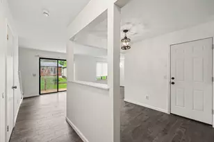 23227 Middlebelt Rd, Farmington, MI 48336 - Photo 8