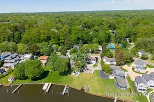 722 Lake St, Saugatuck, MI 49453 - Photo 16