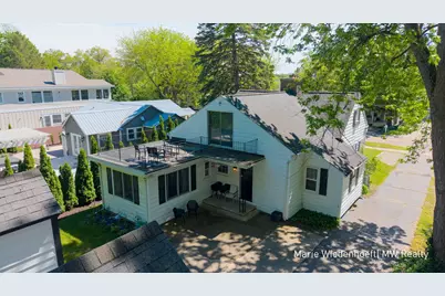 722 Lake Street, Saugatuck, MI 49453 - Photo 14