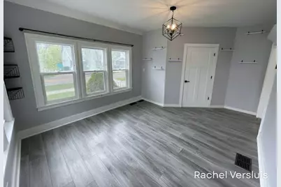 948 Richmond Street NW, Grand Rapids, MI 49504 - Photo 6