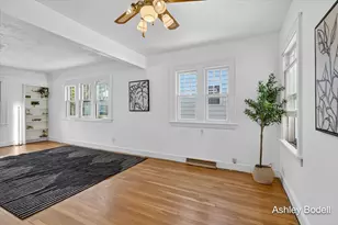 2129 Emerald Ave NE, Grand Rapids, MI 49505 - Photo 6