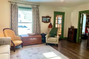 406 N Rowe St, Ludington, MI 49431 - Photo 4
