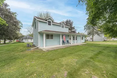 401 N Brown Street, Paw Paw, MI 49079 - Photo 2