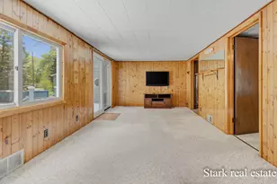 3137 Klug St, Muskegon, MI 49444 - Photo 8