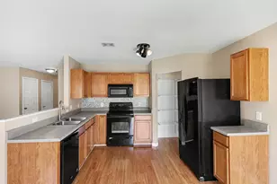 8603 Cass River Dr, Fowlerville, MI 48836 - Photo 6