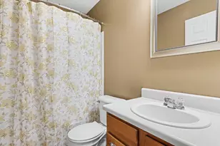 8603 Cass River Dr, Fowlerville, MI 48836 - Photo 16