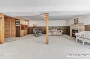 2816 E Mt Garfield Rd, Muskegon, MI 49444 - Photo 32