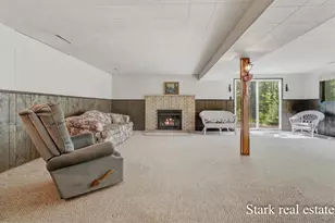 2816 E Mt Garfield Rd, Muskegon, MI 49444 - Photo 30