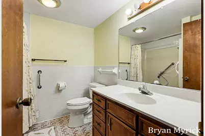 475-477 W 30th Street, Holland, MI 49423 - Photo 16