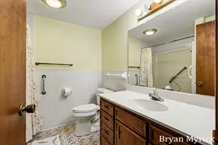 475-477 W 30th St, Holland, MI 49423 - Photo 16