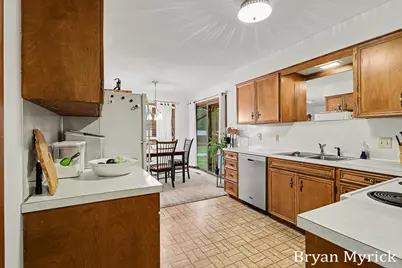 475-477 W 30th Street, Holland, MI 49423 - Photo 28