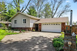 4374 E T U Ave, Vicksburg, MI 49097 - Photo 2