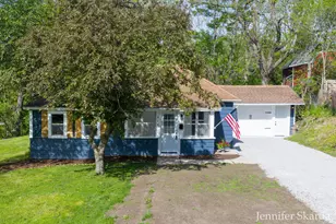 415 N State Rd, Belding, MI 48809 - Photo 4