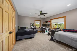 197 Leonard St NW, Grand Rapids, MI 49534 - Photo 26