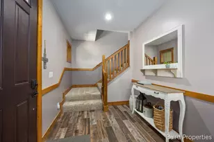 197 Leonard St NW, Grand Rapids, MI 49534 - Photo 32