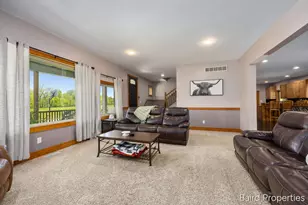 197 Leonard St NW, Grand Rapids, MI 49534 - Photo 16