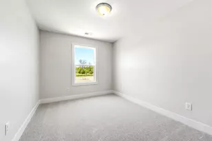 914 Indiana Ave, South Haven, MI 49090 - Photo 12