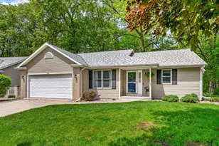 9616 Anna Maria Ct, Portage, MI 49002 - Photo 2