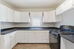 602 Chicago Ave, Kalamazoo, MI 49048 - Photo 8
