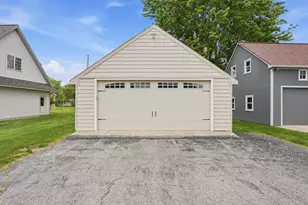 8492 N Shore Dr, Clark Lake, MI 49234 - Photo 42