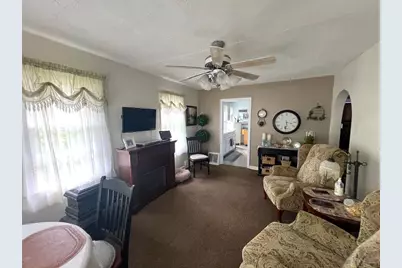 112 Arden Park Avenue, Sturgis, MI 49091 - Photo 2