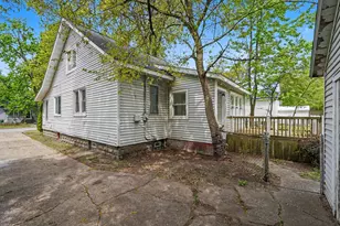 1774 Dyson St, Muskegon, MI 49442 - Photo 24