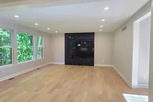 5850 Windrift Ct, West Bloomfield, MI 48324 - Photo 12
