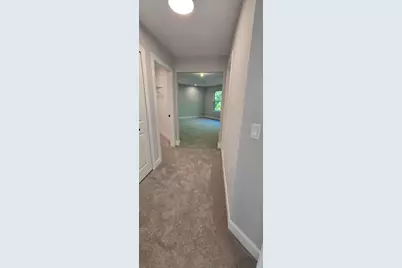 5850 Windrift Court, West Bloomfield, MI 48324 - Photo 18