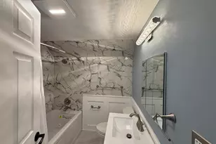 17366 Hartwell St, Detroit, MI 48235 - Photo 12