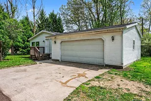 62252 Shaffer Rd, Constantine, MI 49042 - Photo 2