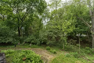 245 Ballantrae Ct, Kalamazoo, MI 49006 - Photo 30