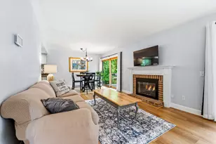 245 Ballantrae Ct, Kalamazoo, MI 49006 - Photo 2