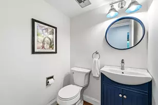 245 Ballantrae Ct, Kalamazoo, MI 49006 - Photo 10