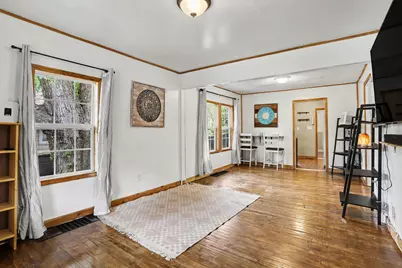 35 W Grand Circle Avenue, Battle Creek, MI 49037 - Photo 8