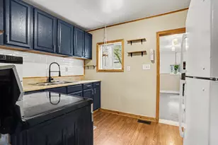 35 W Grand Cir Ave, Battle Creek, MI 49037 - Photo 12